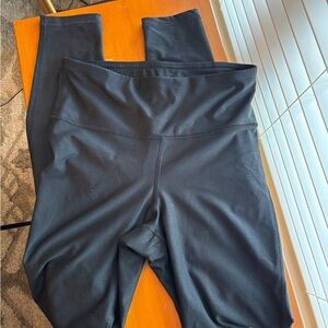 Mono B Black Women's Leggings